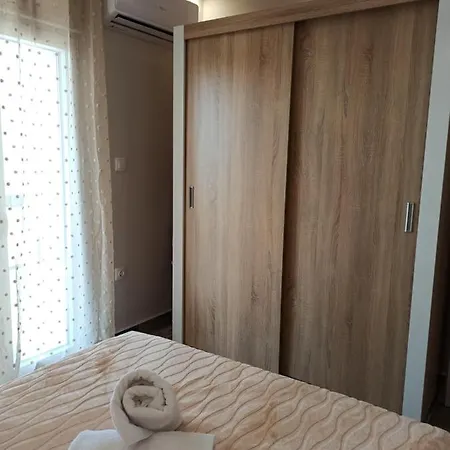 Minimalist W/ View * Thessaloniki
