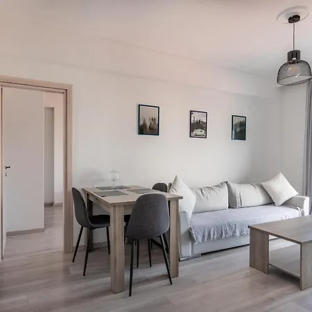 Minimalist W/ View * Thessaloniki
