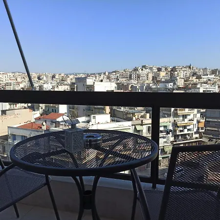 Minimalist W/ View * Salonic
